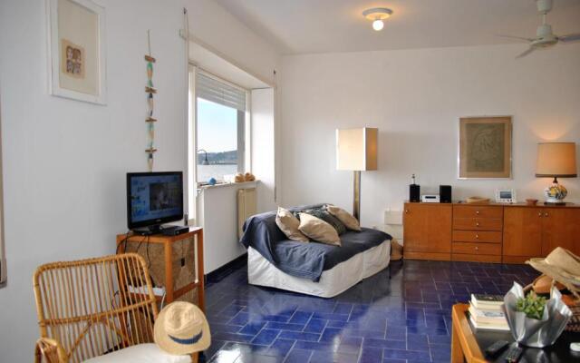 Edy sea View Holiday Apartment