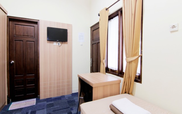 Embe Joglo Homestay