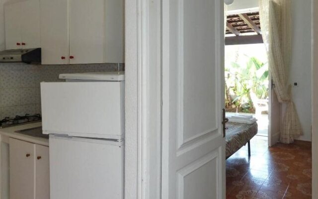 Paco Mare Residence