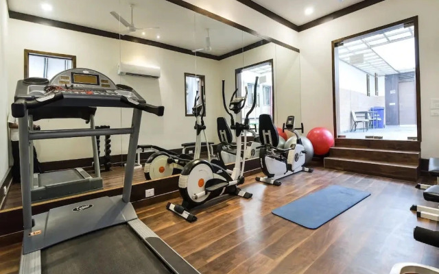 Orchard Suites by OYO Rooms