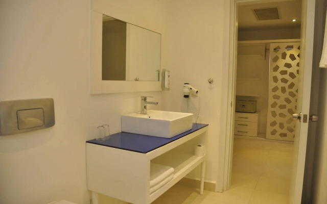 Отель Costa Luvi 