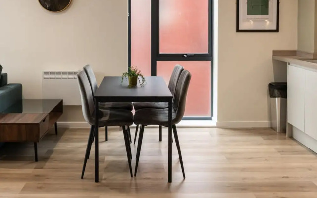 Host Stay Richmond Place 106