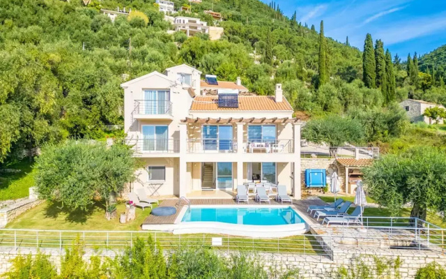 Villa Penelope With 4 Bedrooms and 3 Bathrooms