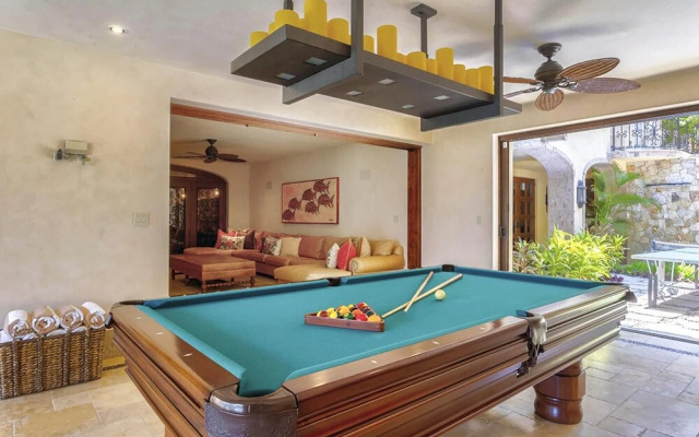 Blue Desert 11 - Casa De La Familia