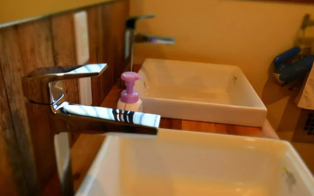 Hiroshima Danbara Guesthouse by EXseed