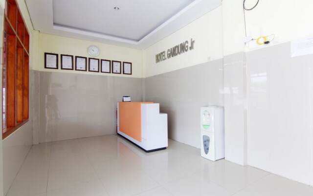 Hotel Gandung Yunior