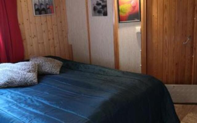Hostel Mansikka avoin yhtiö