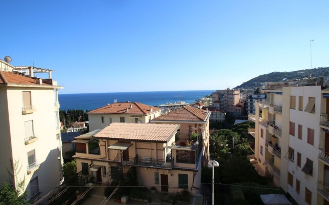 Simplistic Apartment in Flower Riviera near Sea
