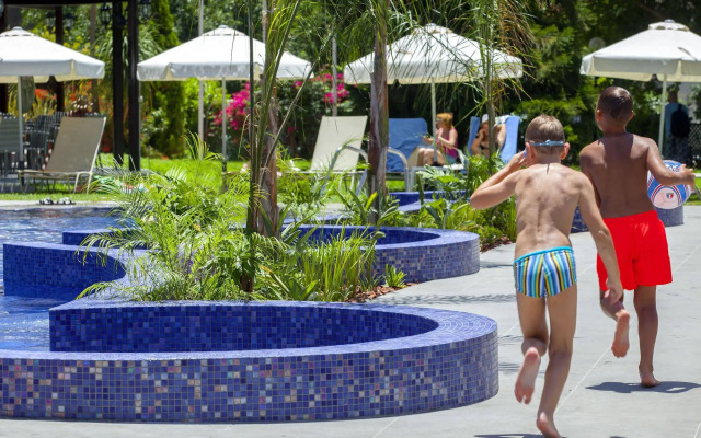 Kapetanios Odysseia Hotel