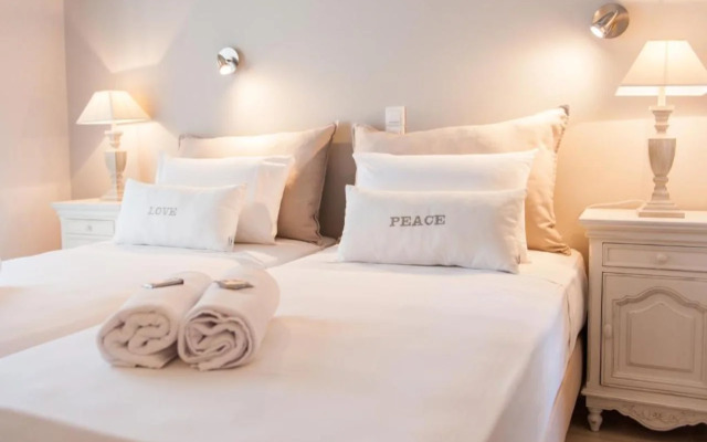 Anna Platanou Hotel