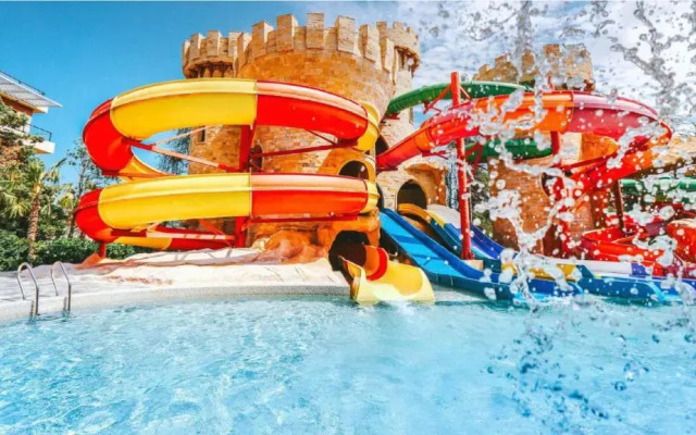 Happy Days in Dreamland Oasis