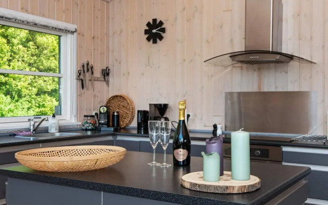 6 Person Holiday Home in Tarm