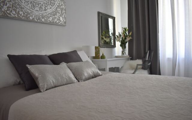 Split Centre VIVERE Apartment