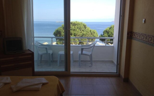 Yarar Hotel