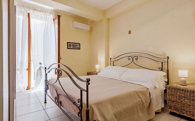 Sunrise Apartments by Wonderful Italy