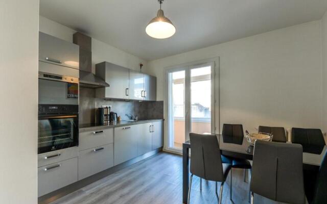 Furnished Apartment for 4 people in the city center