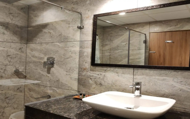 Mermaid Resort Kelambakkam