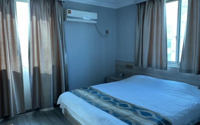 Huguang Hostel