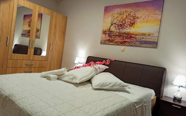 Central Square Apartment 1