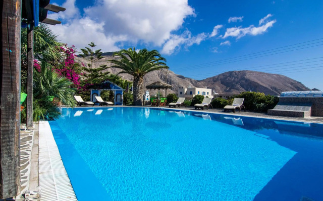 Holiday Beach Resort