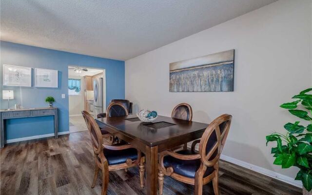 Seashell 19 - Two Bedroom Condo