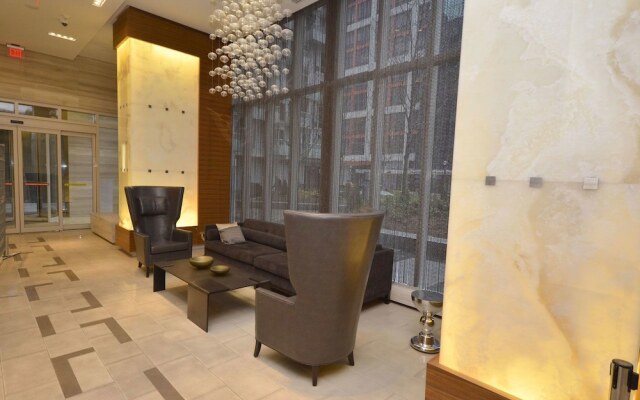 Whitehall Suites - Front Street West