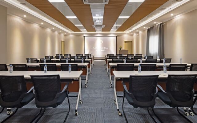 Paco Hotel - Guangzhou Tianpingjia Metro Branch