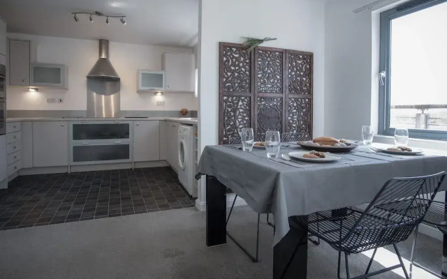 Fisherman's Way - 2 Bed Apt - SA1 Swansea