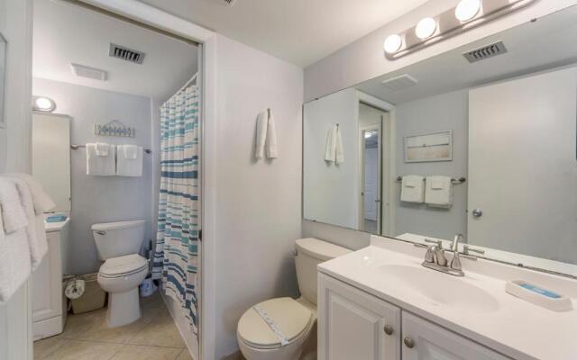 503 Madeira Norte Condo