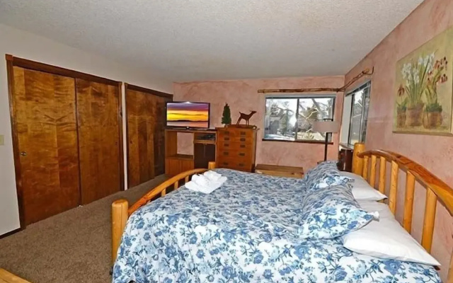 2085 Slalom Court 4 Bedroom Home by RedAwning