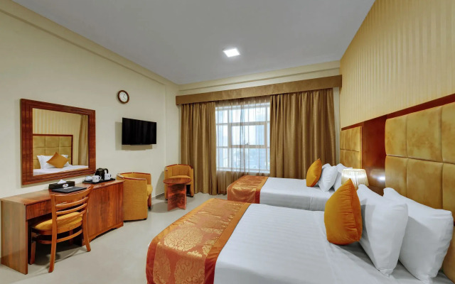 OYO 101 Click Hotel