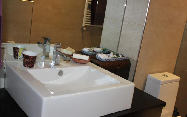 BERNABEU, precioso y alegre apartamento entero