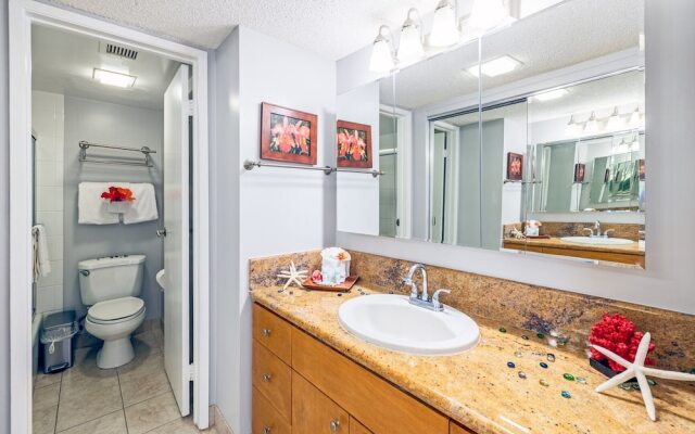 Valley Isle 1108b 2 Bedroom Condo by RedAwning