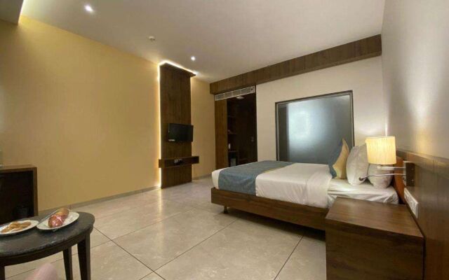 Click Hotel LH Seven Morbi