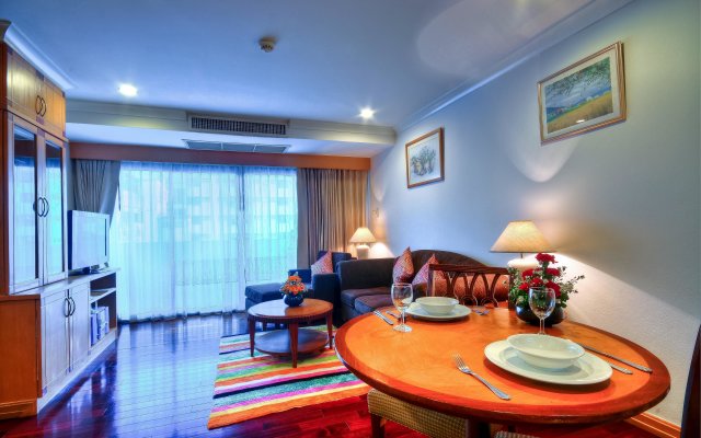 Admiral Suites Sukhumvit 22