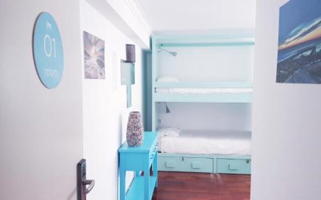 Blue Boutique Hostel & Suites