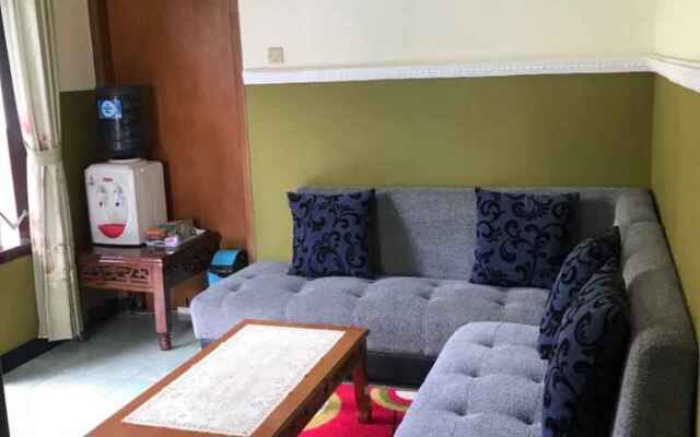 Villa 99 Pak Eddy