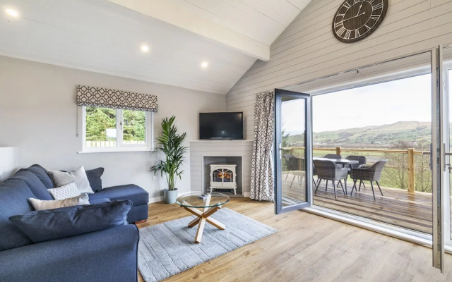 Throstle Nest Farm Lodges