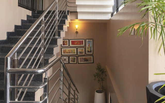 Royal Tusker Luxury Service Apartments