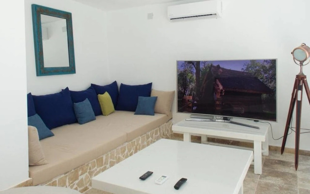 Villa Canim by Akdenizvillam