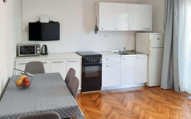 Beautiful Apartment in Supetar With 2 Bedrooms and Wifi