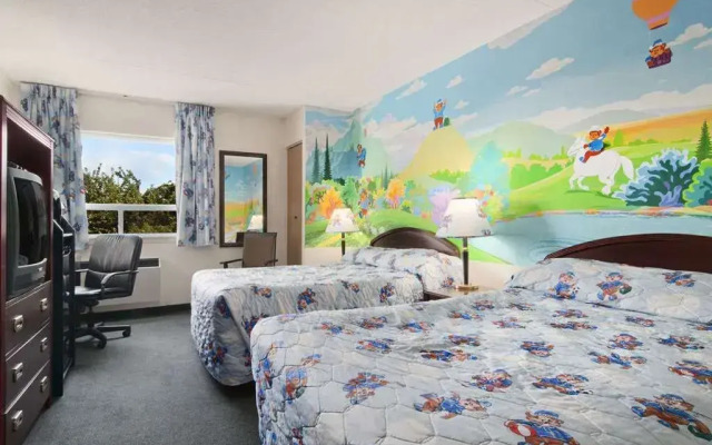 Travelodge by Wyndham Edmonton South