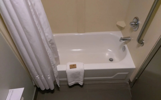 Comfort Inn Largo-Washington DC East