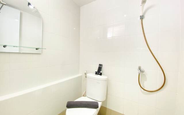 Modern Design And Cozy Studio At Bassura City Apartment