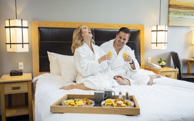 Brentwood Bay Resort & Spa