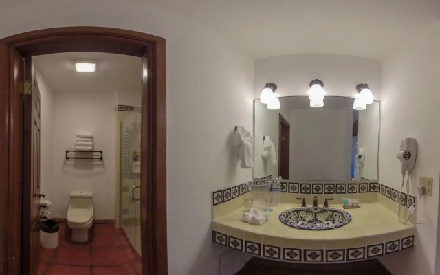 Hacienda Bajamar Golf Resort