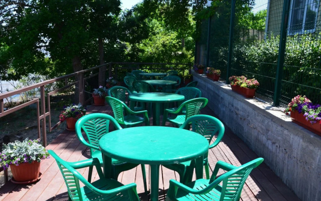 Верхнелебяжье Рыбный курорт