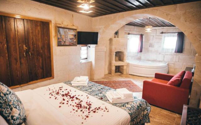 Tale Cave INN