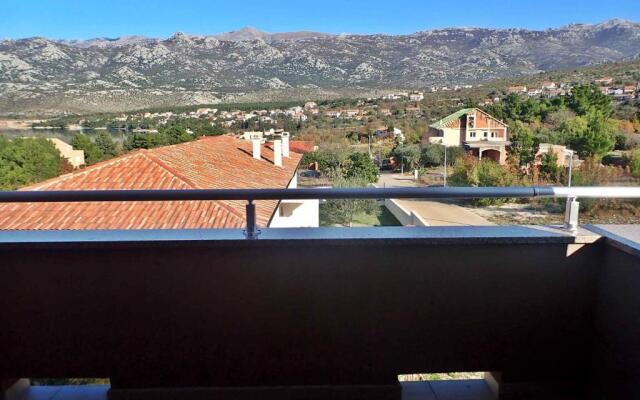 Apartment in Jasenice 42083