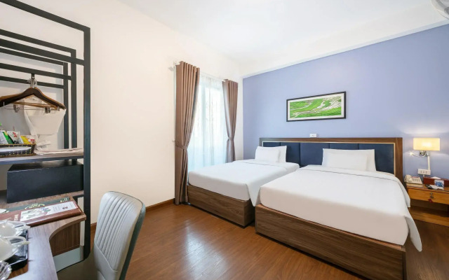 A25 Hotel - 12 Ngo Sy Lien